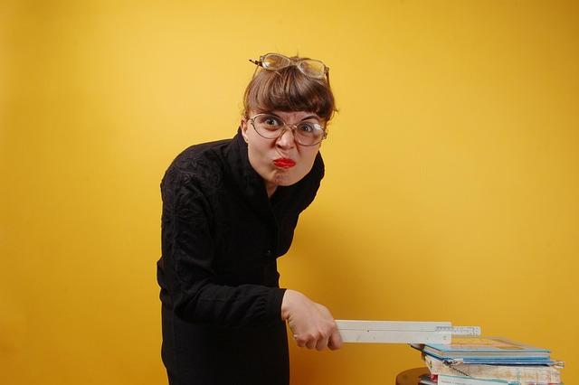American Teacher in Spain Uncovers Eye-Opening Differences Between Schools Abroad and the U.S. System American teacher in Spain describes how different her school is from the U.S. system – Upworthy