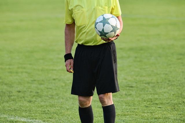 Korea faces refereeing crisis as Japan probes entertainment claims and Spain faults Seoul match decision – CHOSUNBIZ – Chosunbiz Korea faces refereeing crisis as Japan probes entertainment claims and Spain faults Seoul match decision – CHOSUNBIZ – Chosunbiz